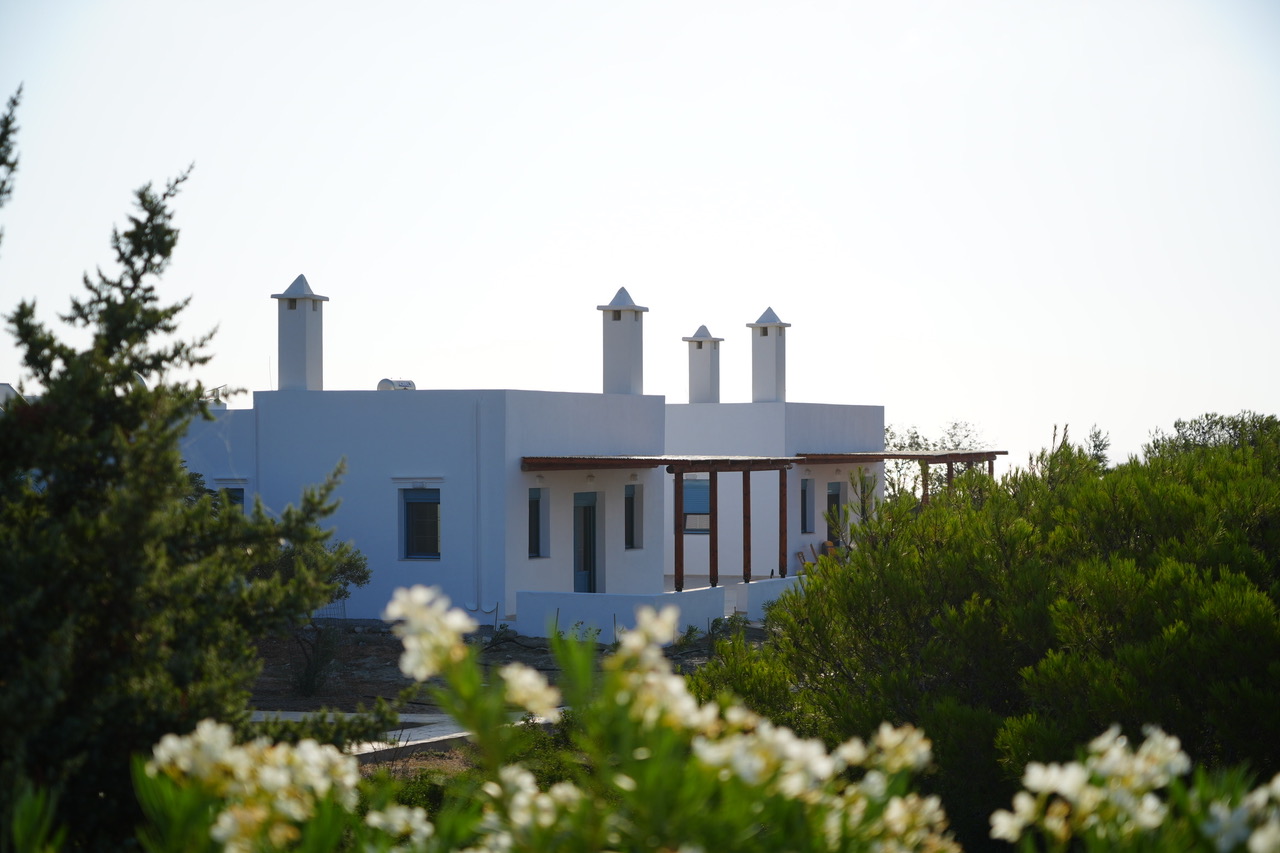 Side view of the Villa